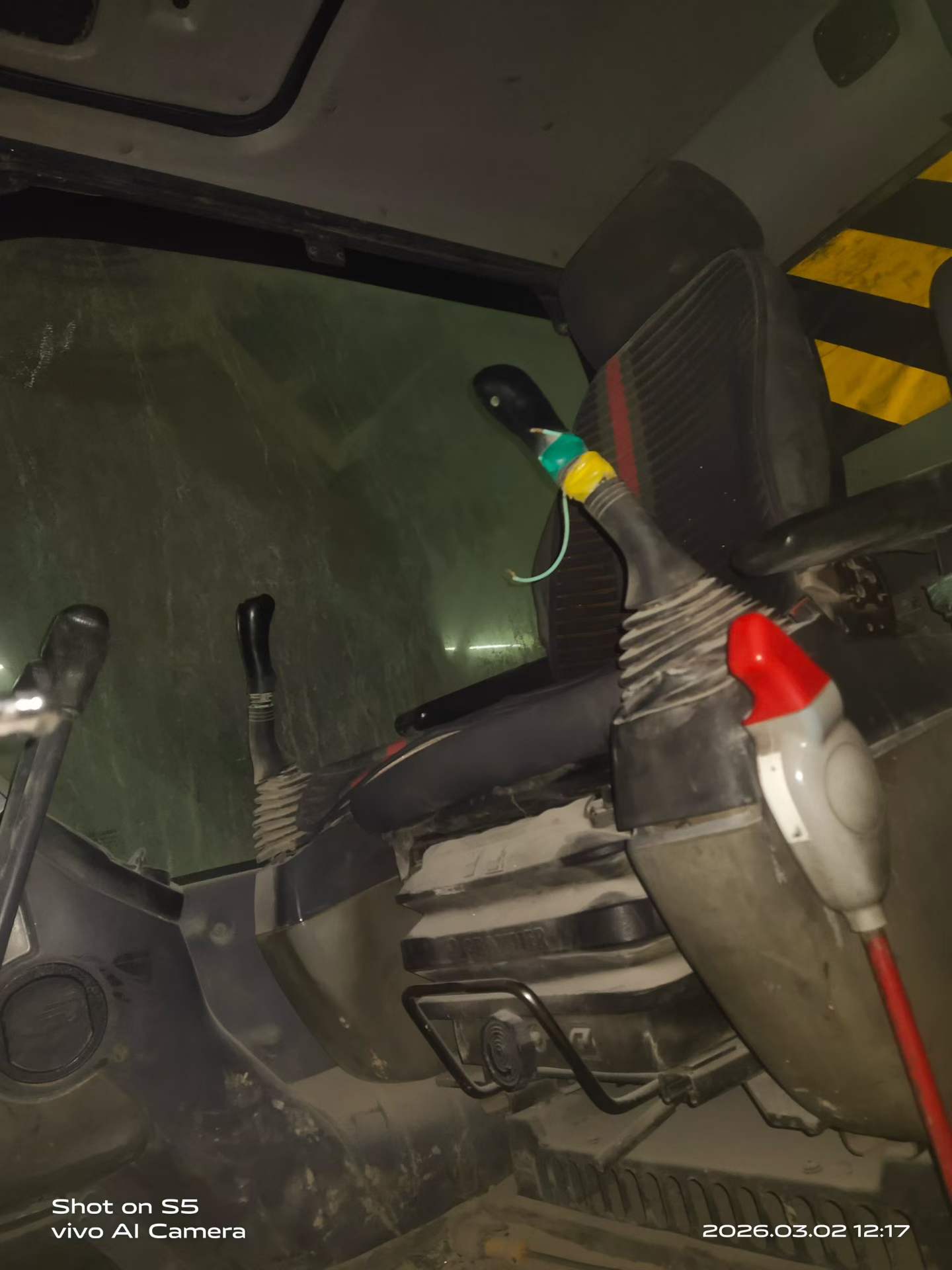 Buy Komatsu PC200-8 Used Excavator / 9 Used Komatsu PC200-8 Excavator 2015 Model / 9