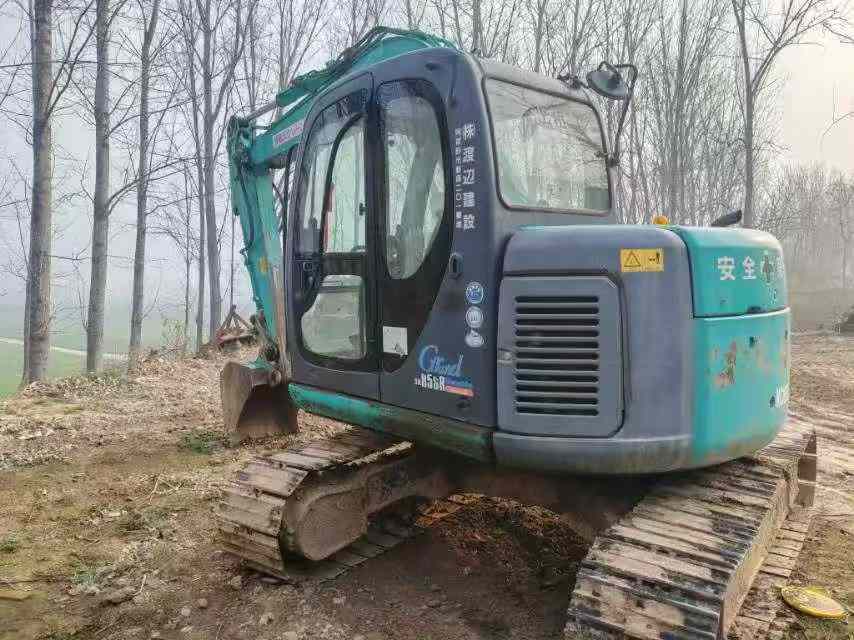 Buy Kobelco SK70 Used Excavator / 1