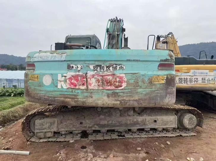 Buy Kobelco SK260 Used Excavator / 1