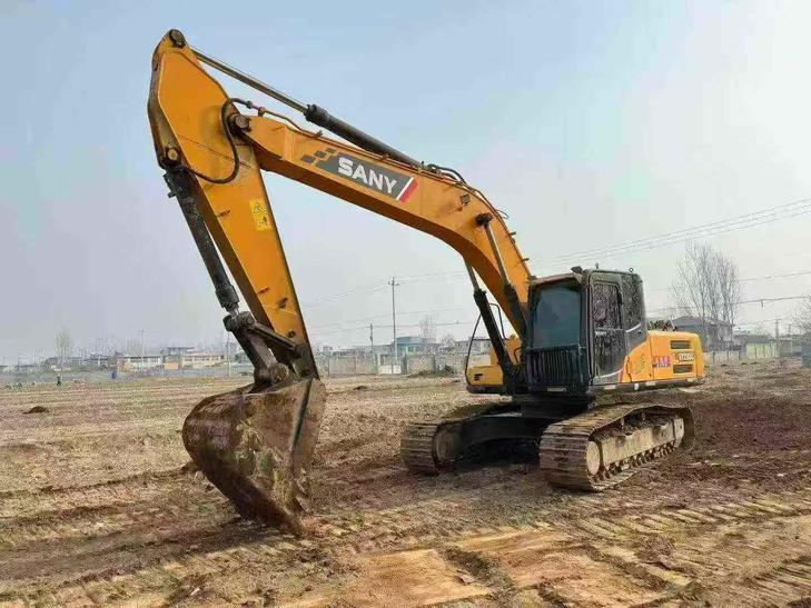 Buy Sany SY235C Used Excavator / 1