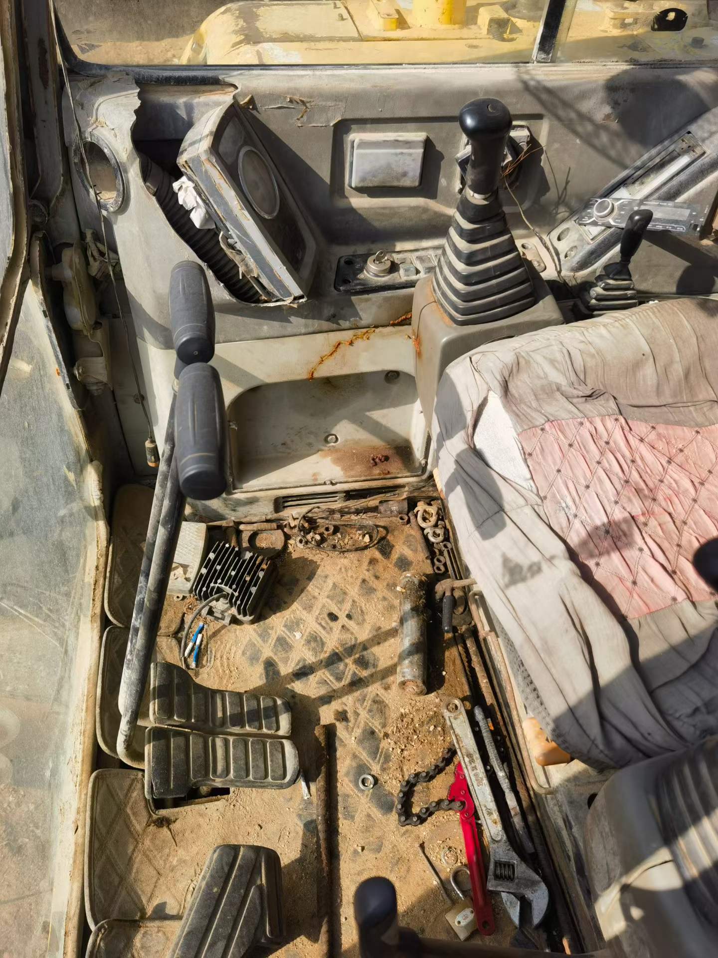 Buy Hyundai R60-7 Used Excavator / 9 Used Hyundai R60-7 Excavator 2016 Model / 9