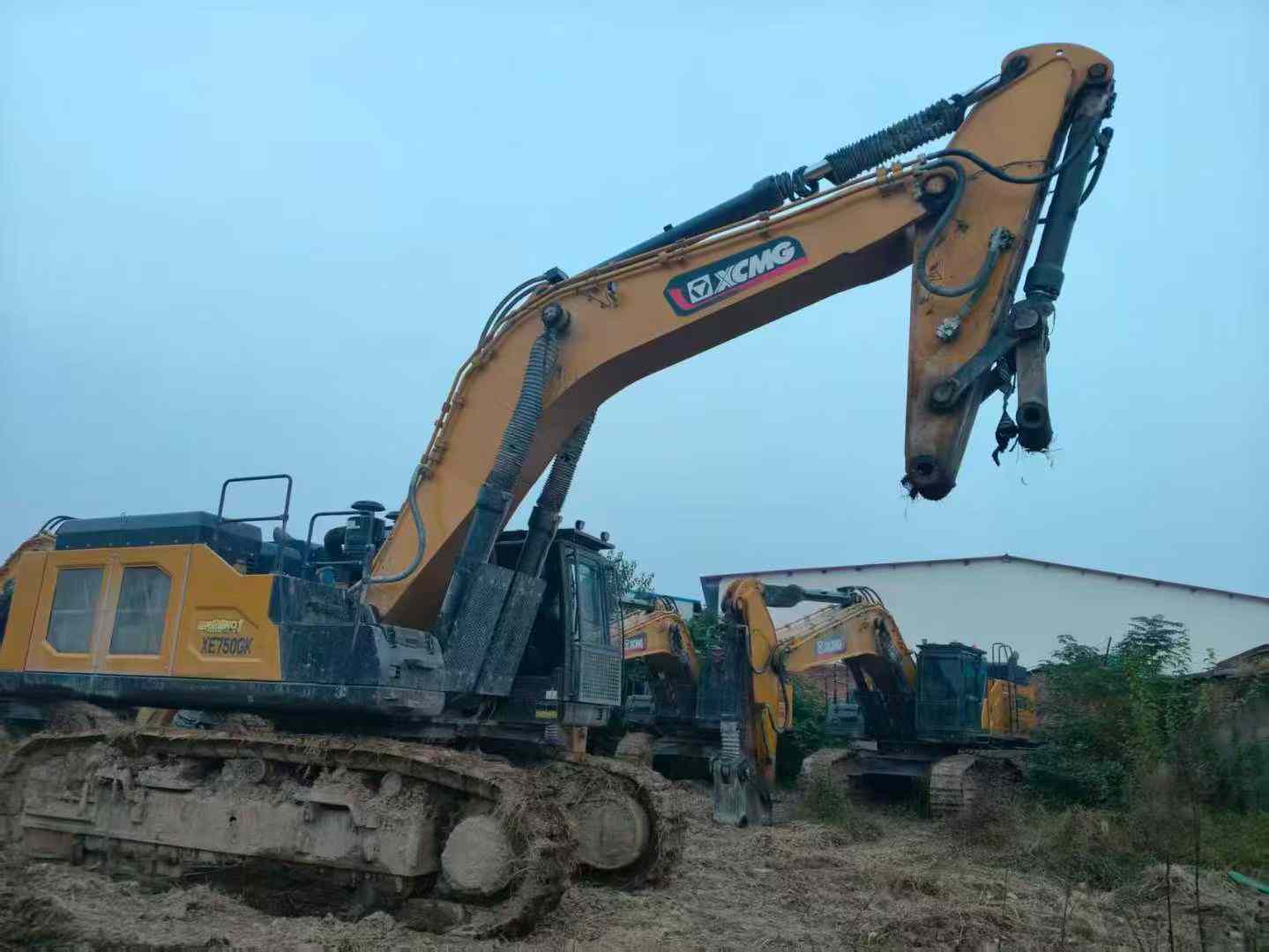Used XCMG XE750D Excavator 2024 Model / 2