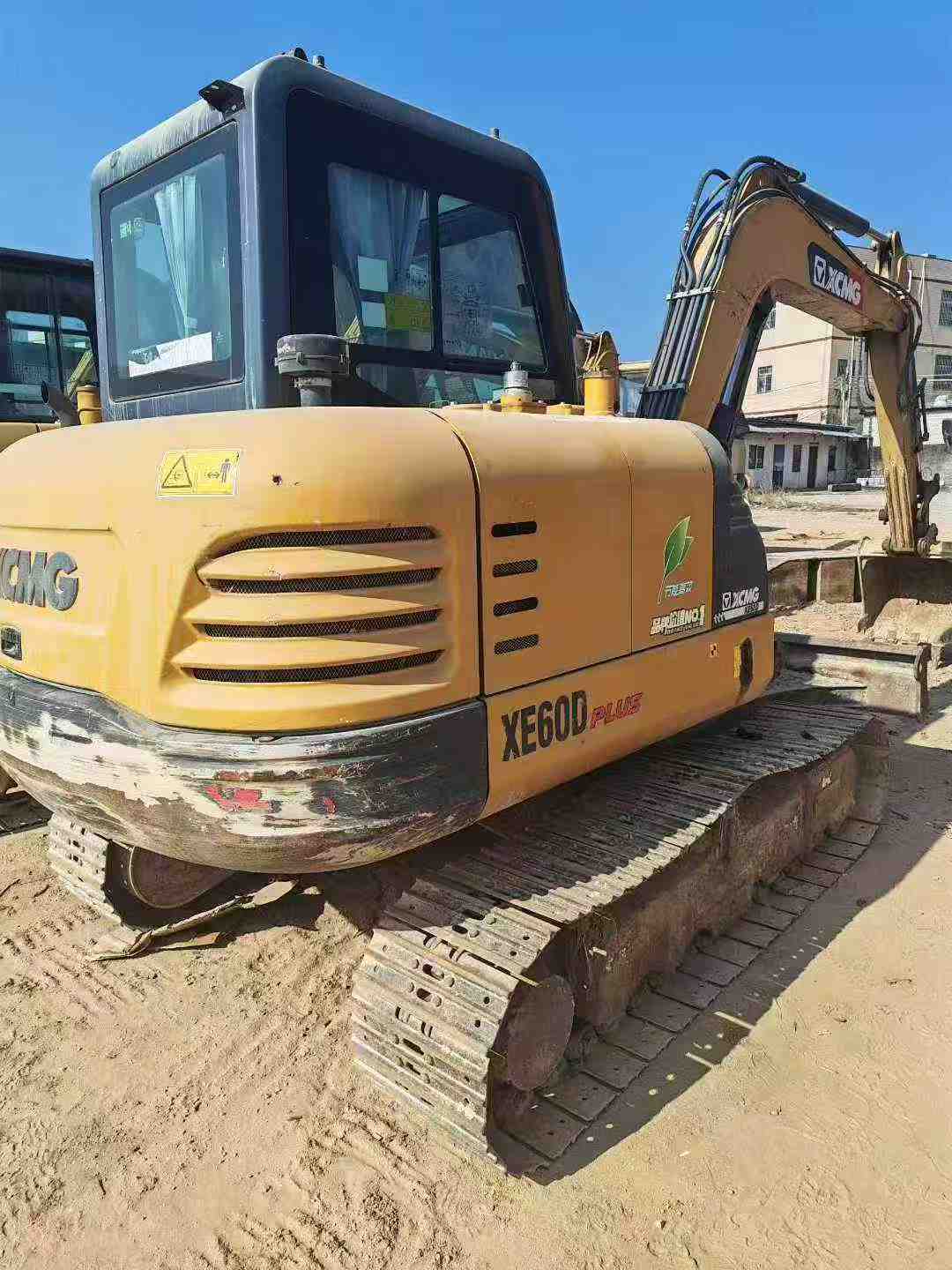Buy XCMG XE60D Used Excavator / 1