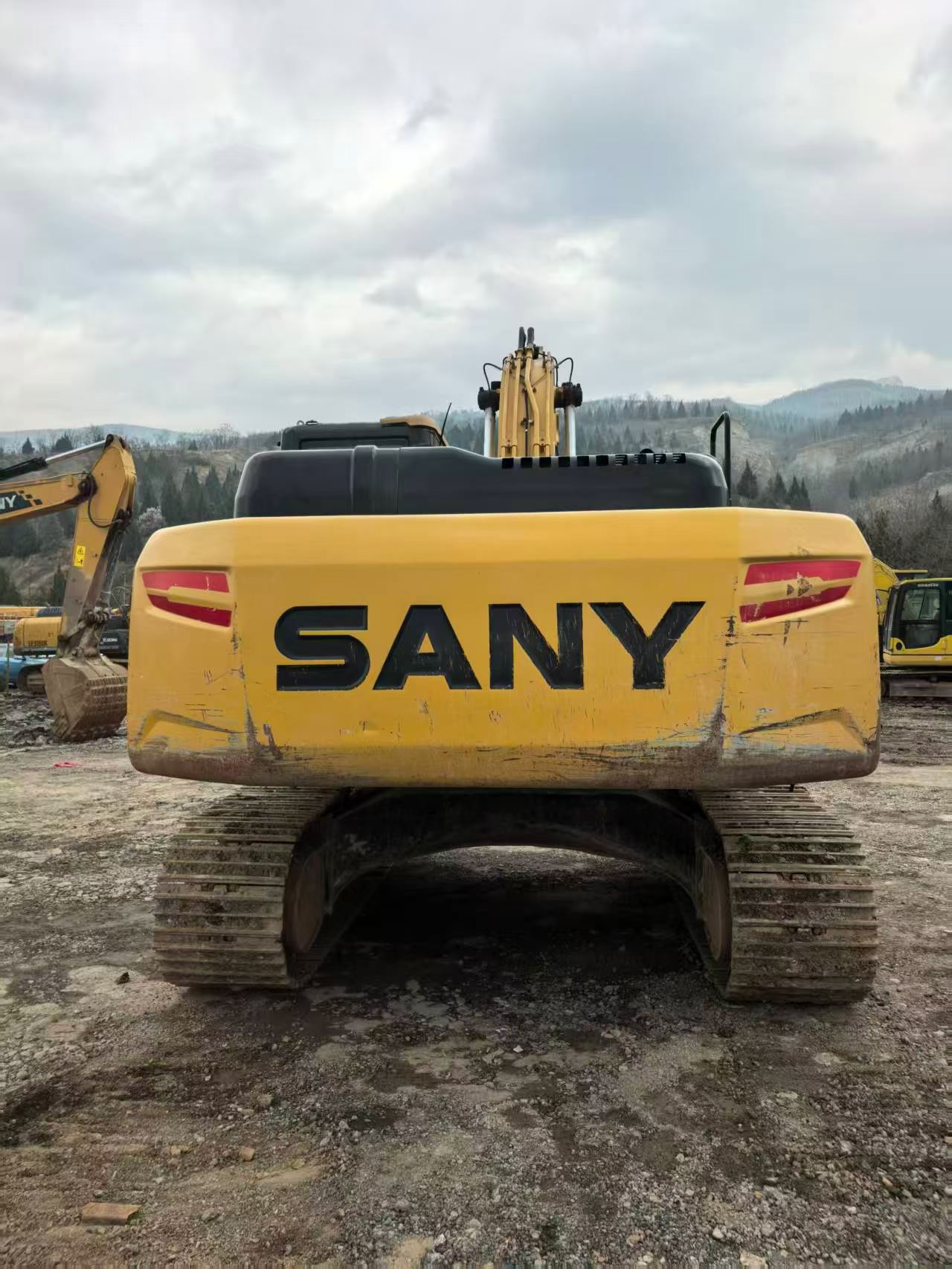 Used Sany SY245H Excavator 2021 Model / 5