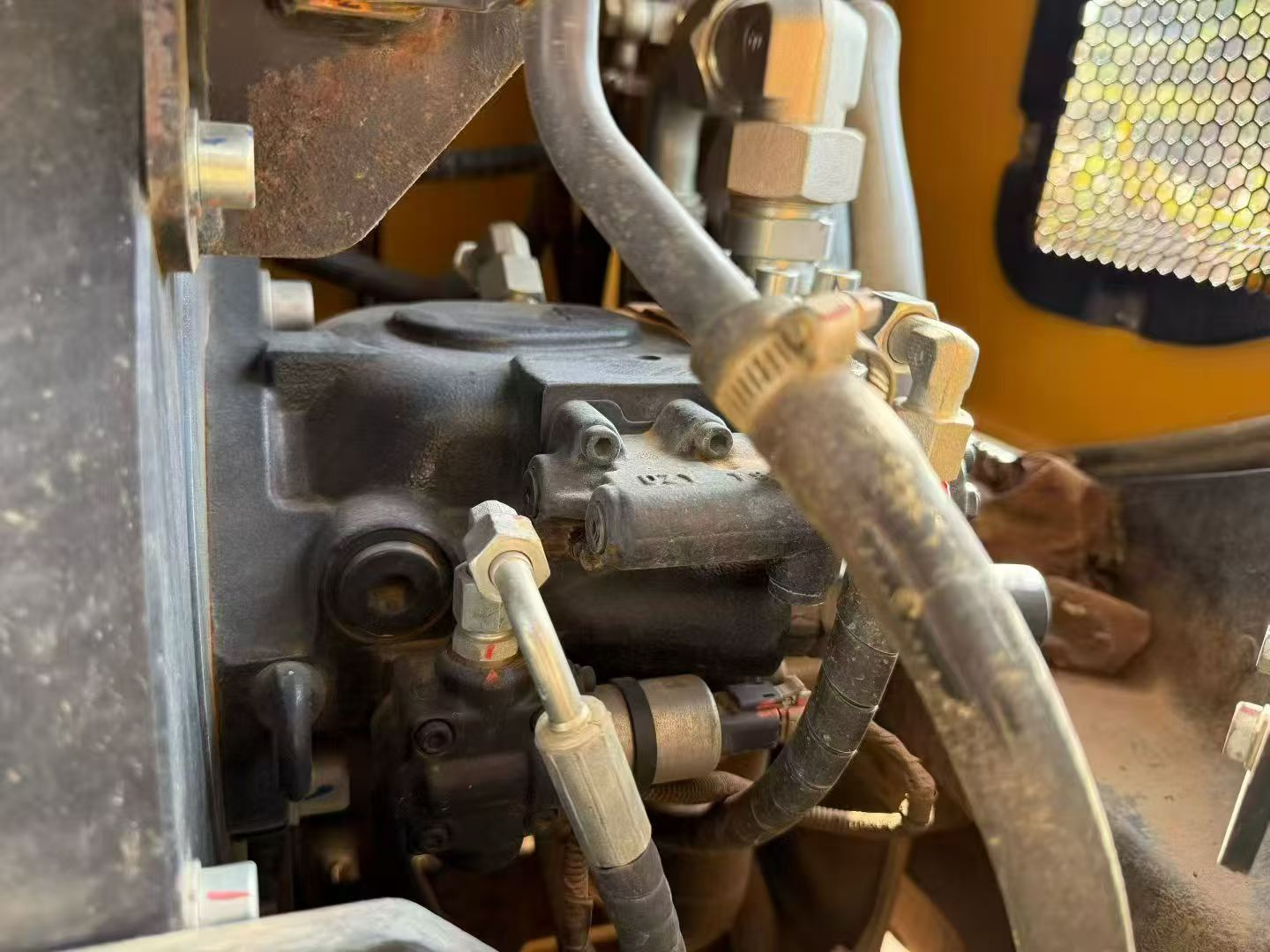 Buy Sany SY60 Used Excavator / 5 Used Sany SY60 Excavator 2024 Model / 5