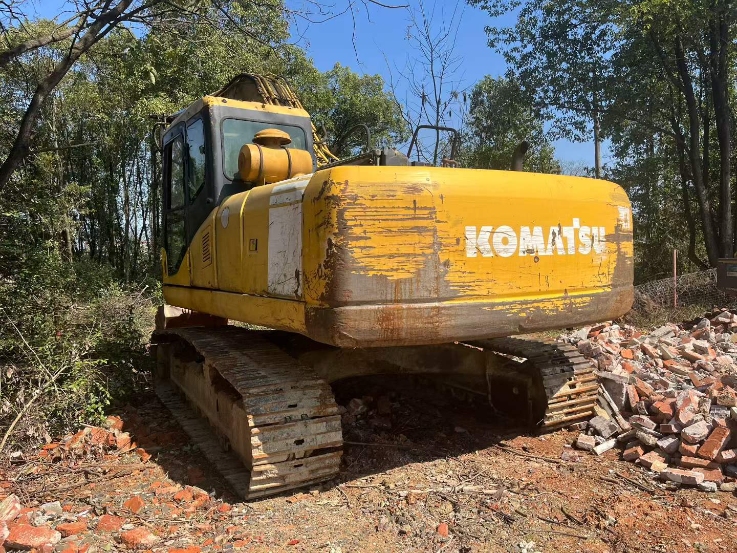 Buy Komatsu PC220 Used Excavator / 9 Used Komatsu PC220 Excavator 2016 Model / 9