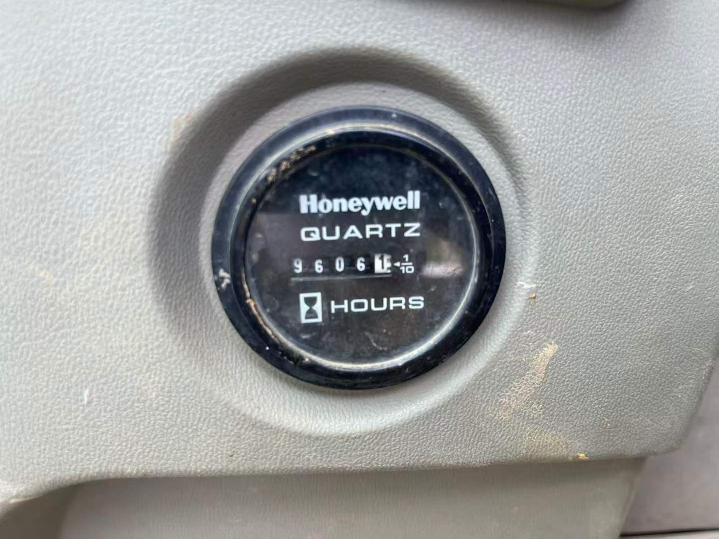 Buy Hyundai R80-7 Used Excavator / 1