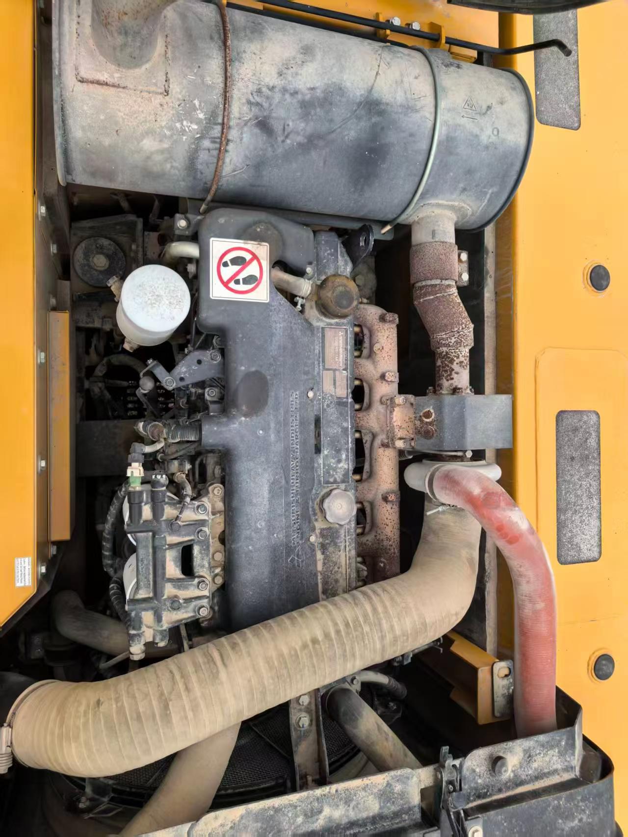 Used Sany SY245H Excavator 2021 Model / 8