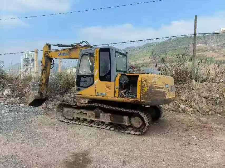 Buy XCMG XE150 Used Excavator / 1