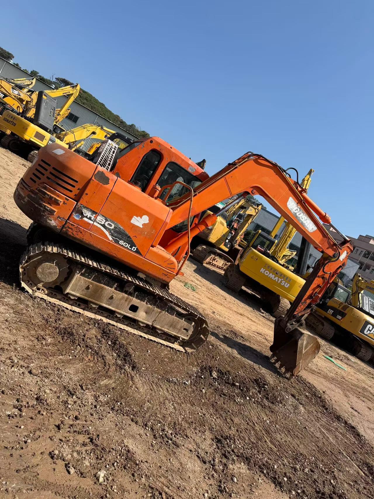 Buy Doosan DH80 Used Excavator / 2 Used Doosan DH80 Excavator 2016 Model / 2