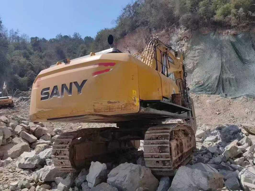 Used Sany SY870H Excavator 2022 Model / 2