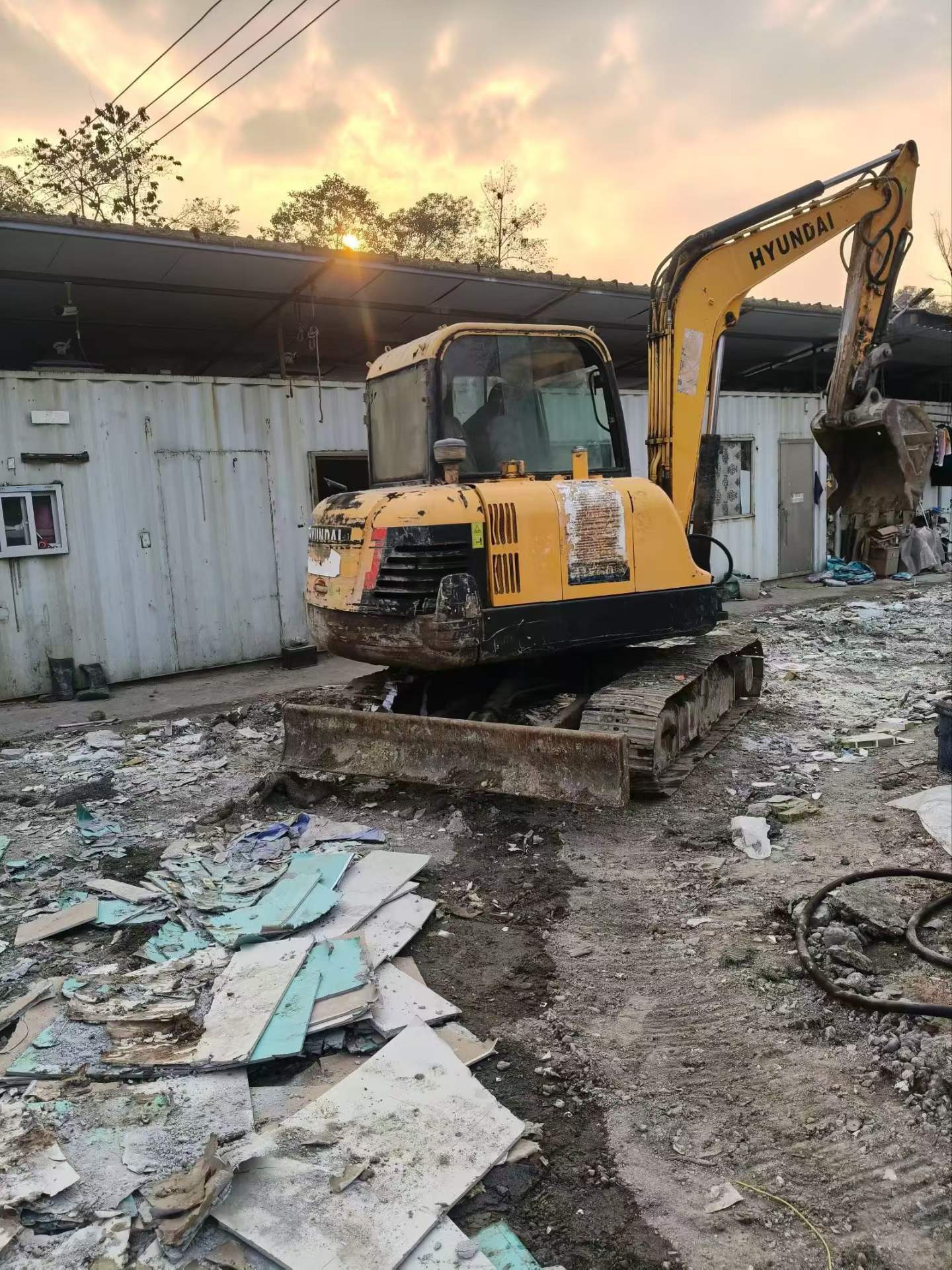 Buy Hyundai HX60 Used Excavator / 2 Used Hyundai HX60 Excavator 2016 Model / 2