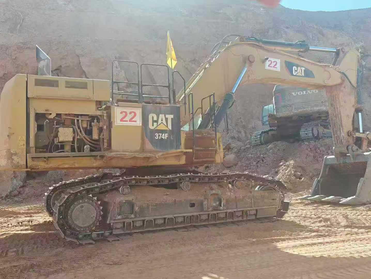 Used Caterpillar 374D Excavator 2021 Model / 3