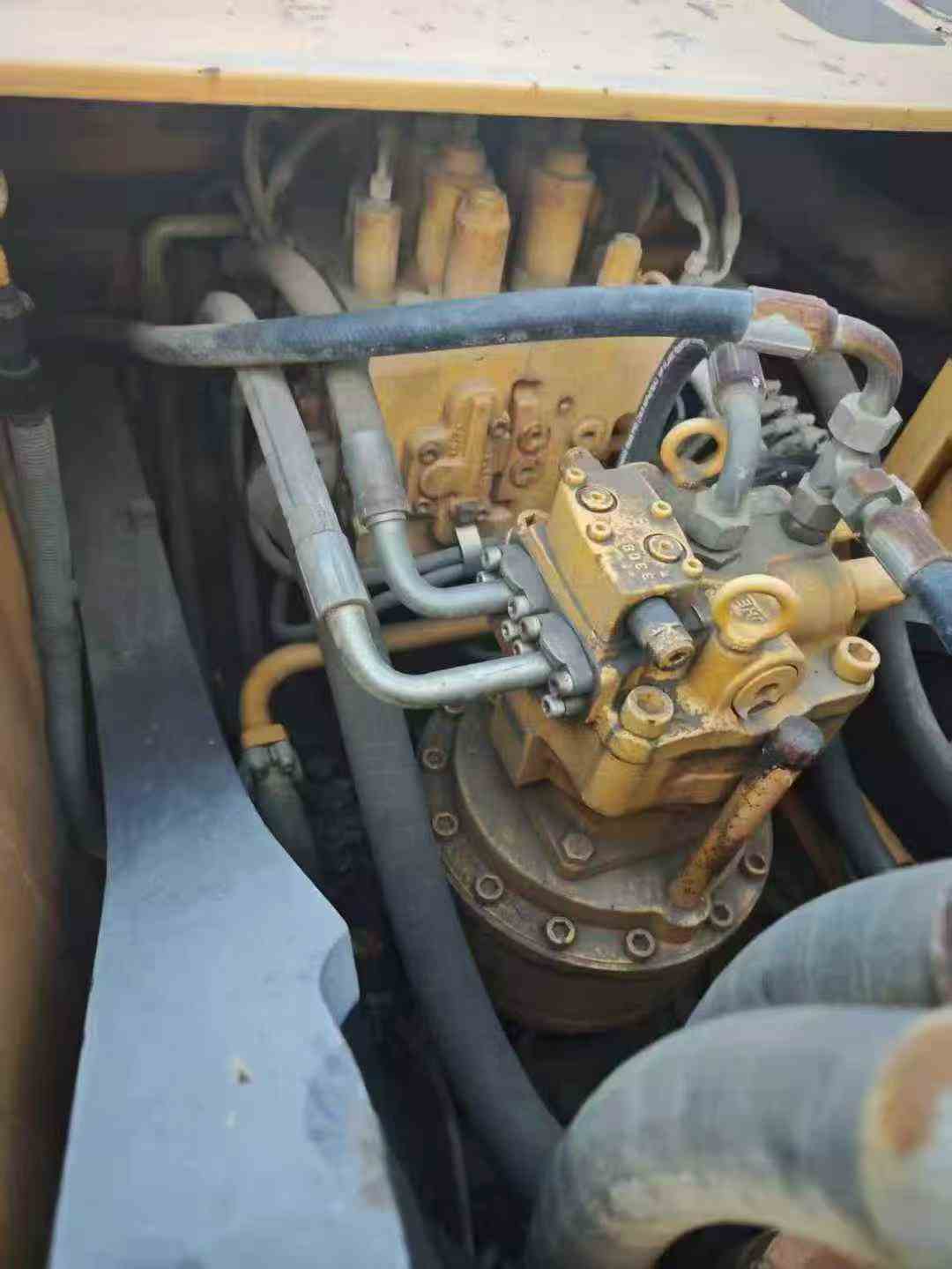 Buy Sany SY215C-8 Used Excavator / 6 Used Sany SY215C-8 Excavator 2016 Model / 6