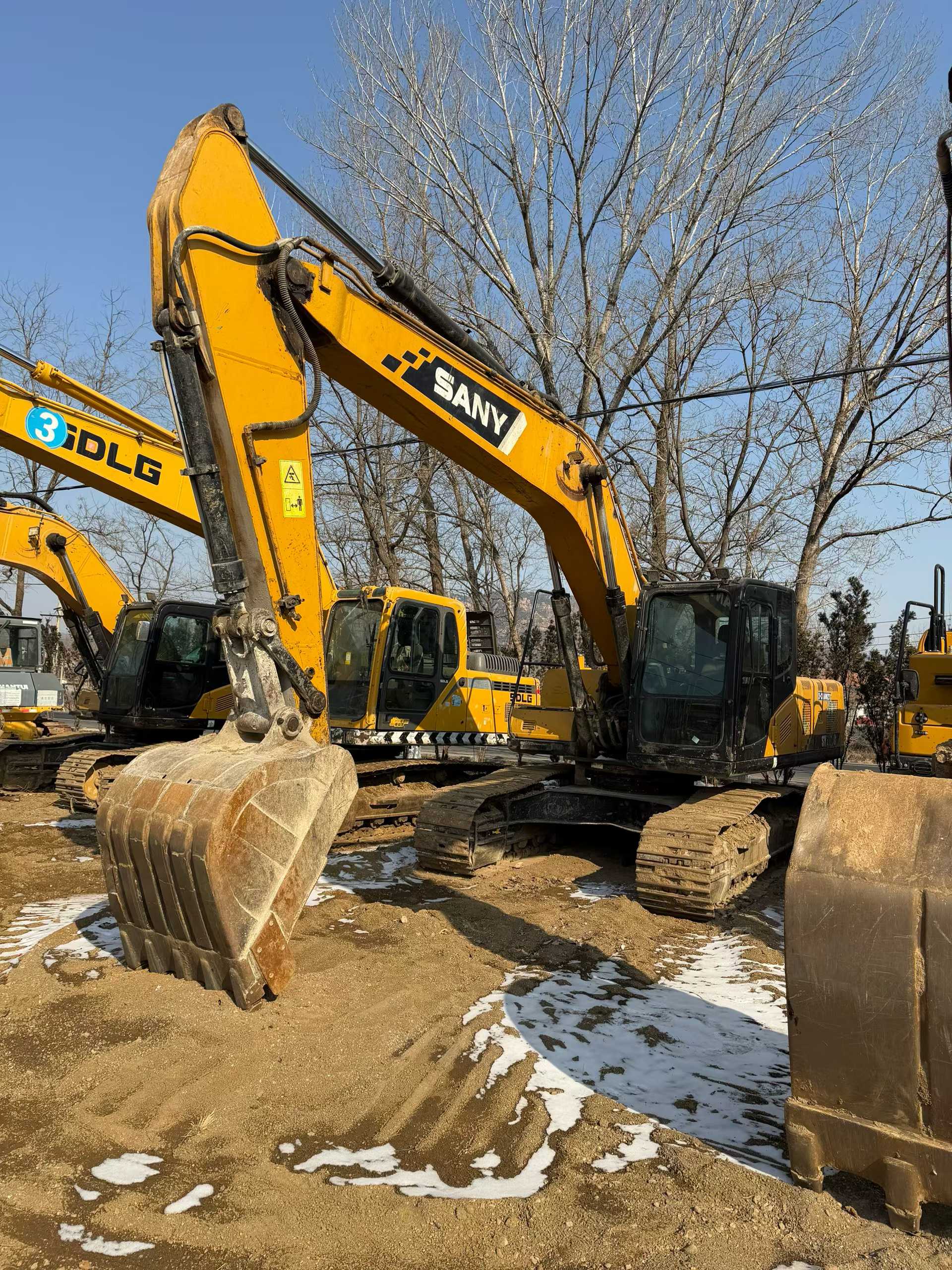 Buy Sany SY205C Used Excavator / 1