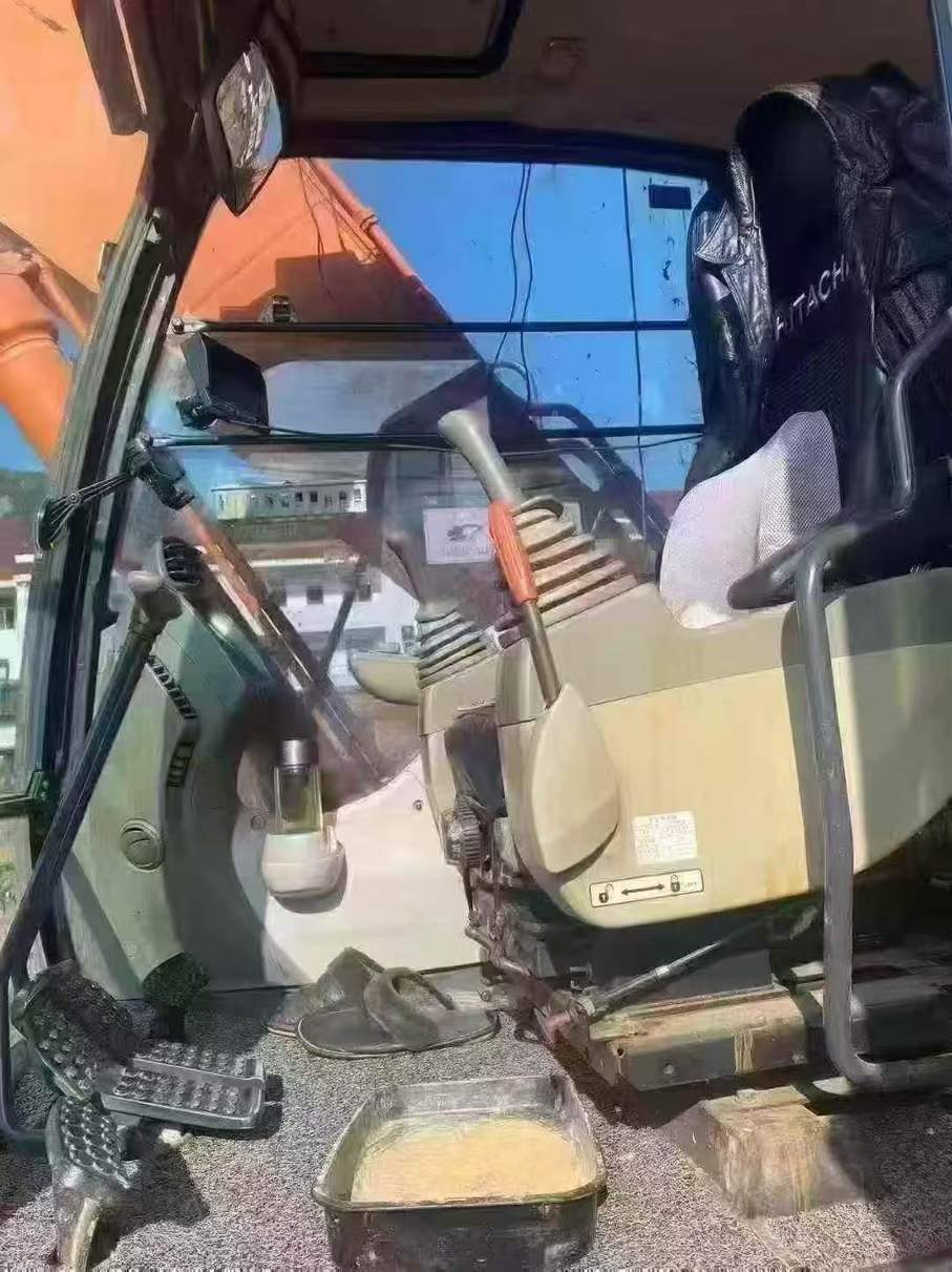 Buy Hitachi EX200 Used Excavator / 8 Used Hitachi EX200 Excavator 2016 Model / 8