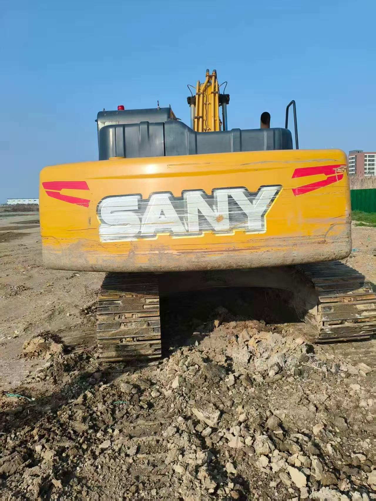 Used Sany SY195C-9 Excavator 2017 Model / 3