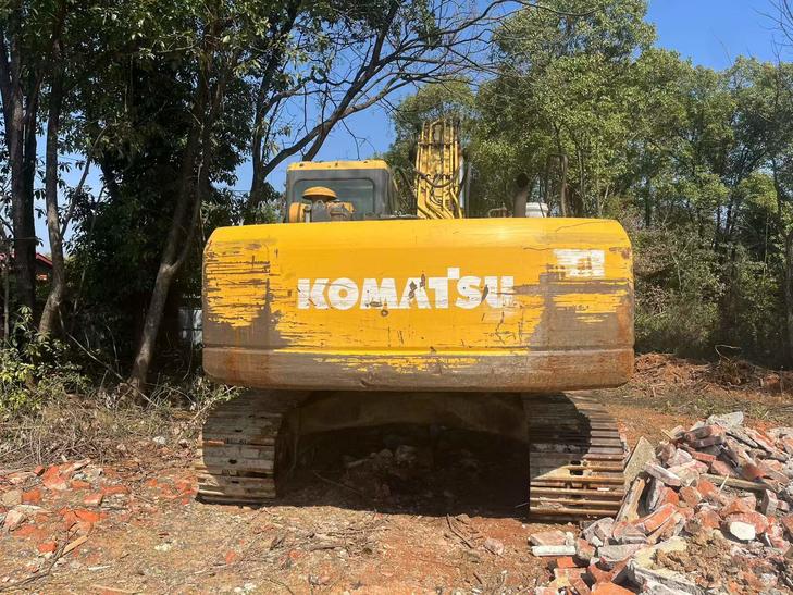 Buy Komatsu PC220 Used Excavator / 1
