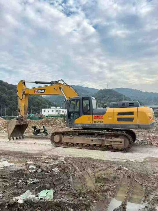 Buy XCMG XE370 Used Excavator / 1