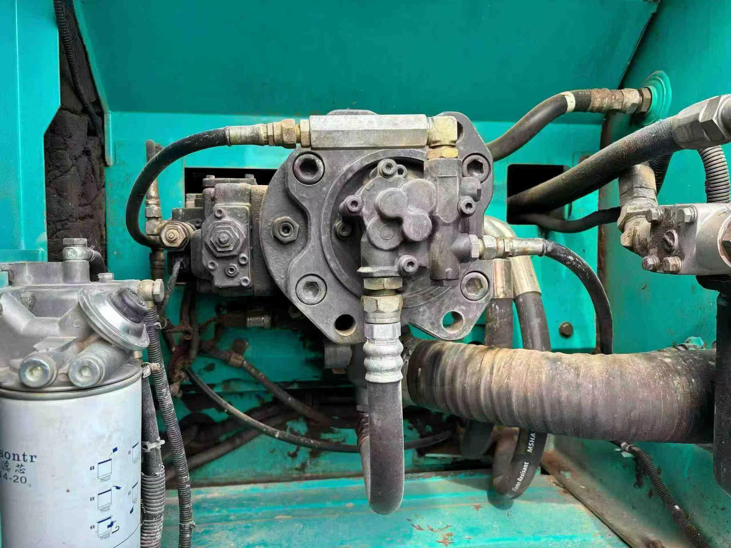 Used Kobelco SK200-YN12 Excavator 2016 Model / 6