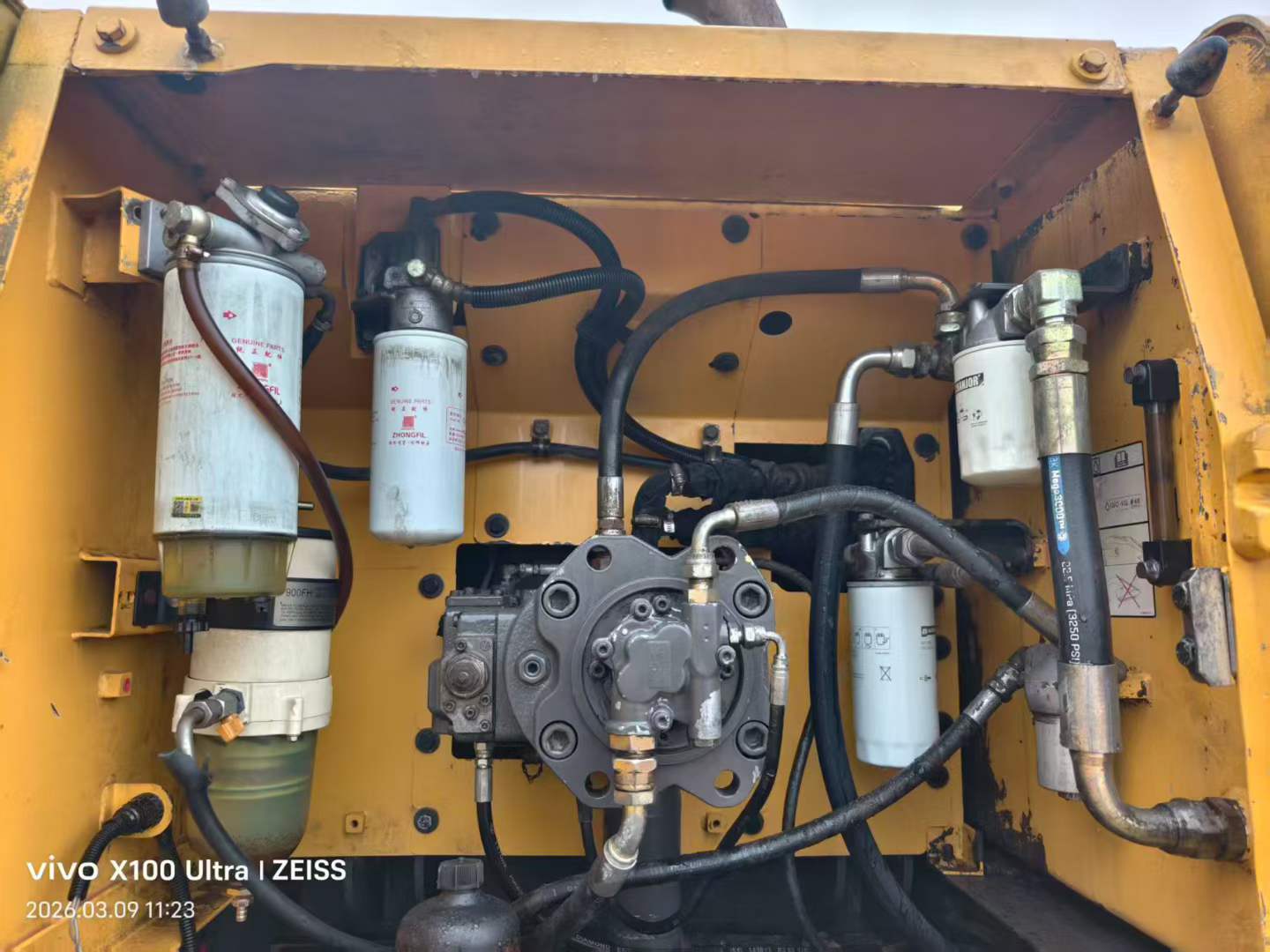 Buy Volvo EC210B Used Excavator / 4 Used Volvo EC210B Excavator 2013 Model / 4