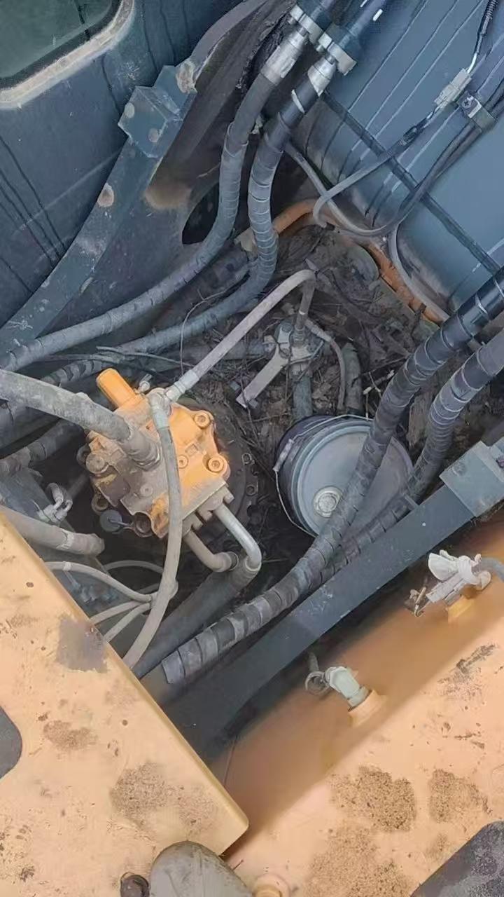 Buy Hyundai R205VS Used Excavator / 7 Used Hyundai R205VS Excavator 2021 Model / 7