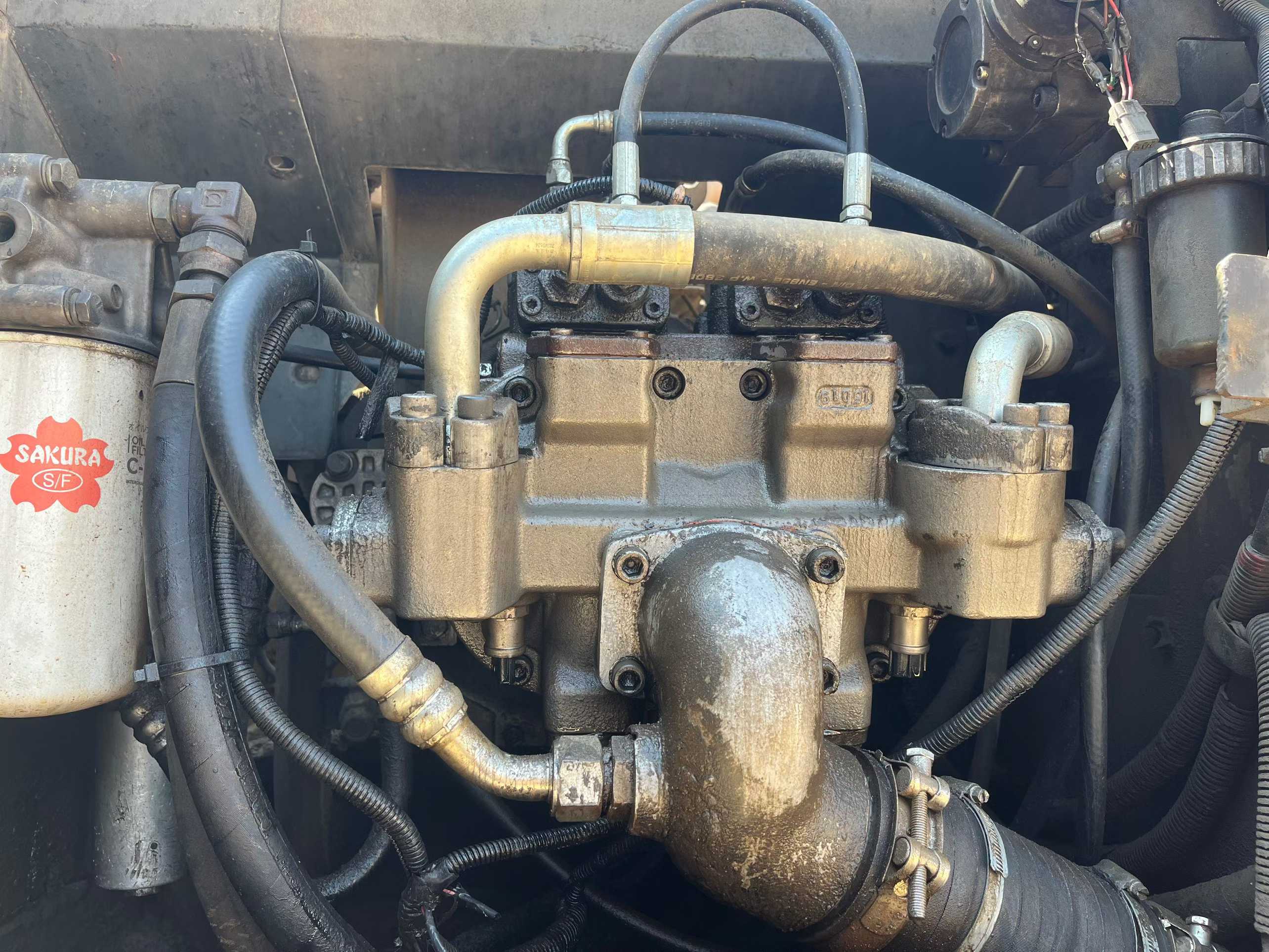 Used Hitachi ZX200-6 Excavator 2016 Model / 4