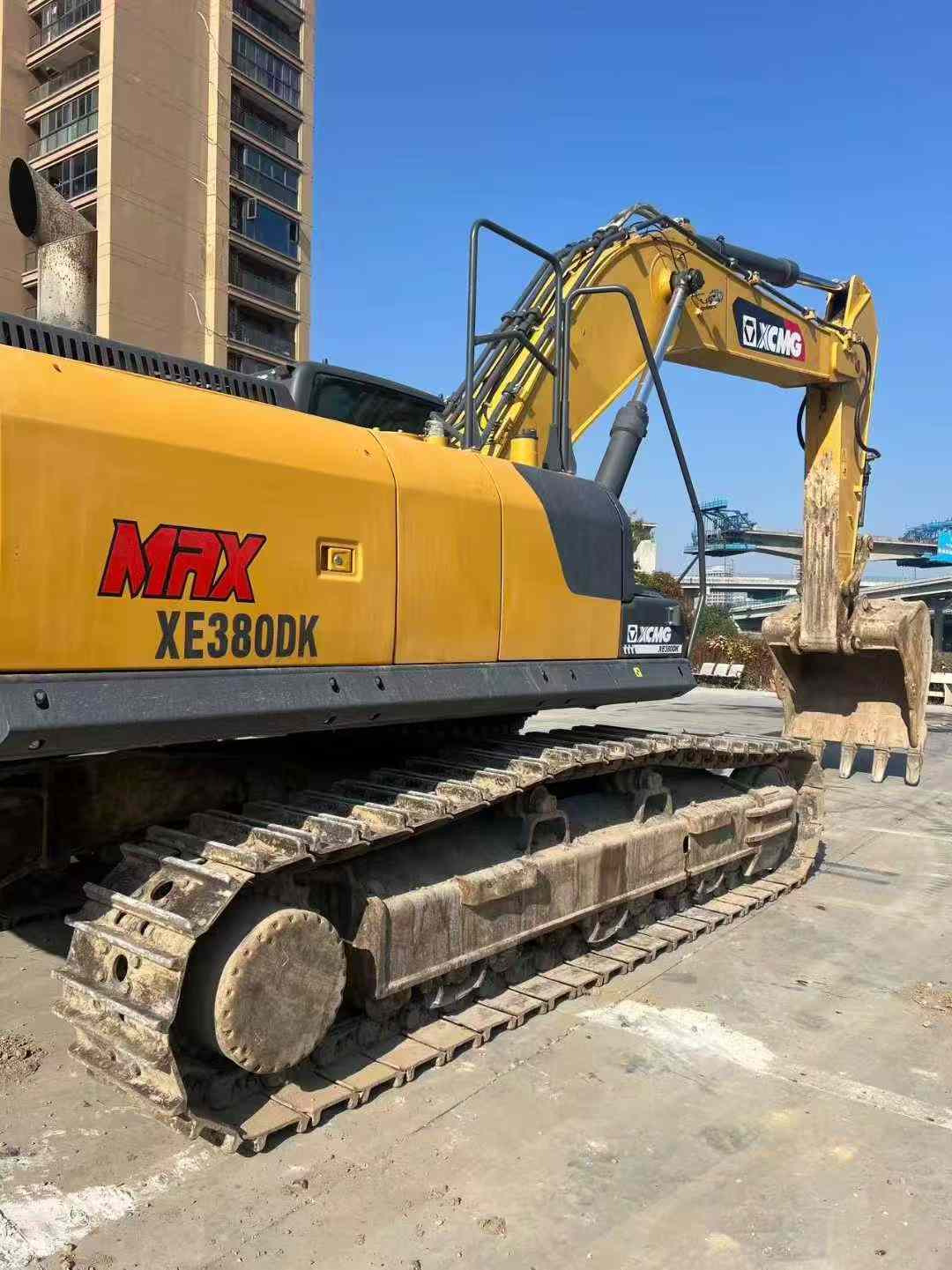 Used XCMG XE380K Excavator 2016 Model / 3