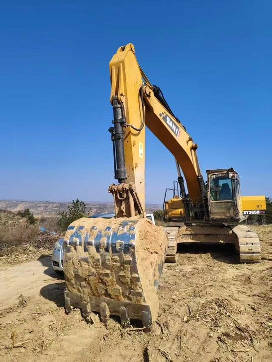Buy Sany SY305C Used Excavator / 1