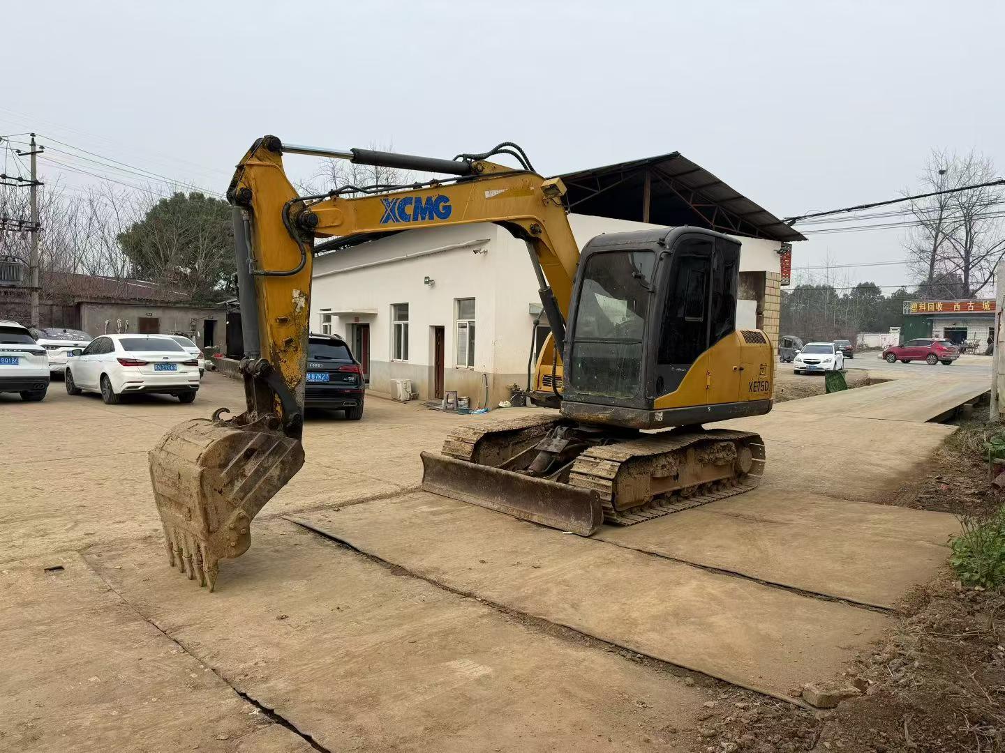 Buy XCMG XE75C Used Excavator / 5 Used XCMG XE75C Excavator 2018 Model / 5