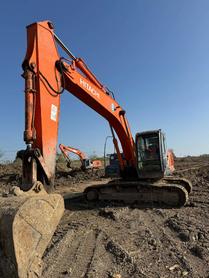 Buy Hitachi EX200 Used Excavator / 4 Used Hitachi EX200 Excavator 2010 Model / 4