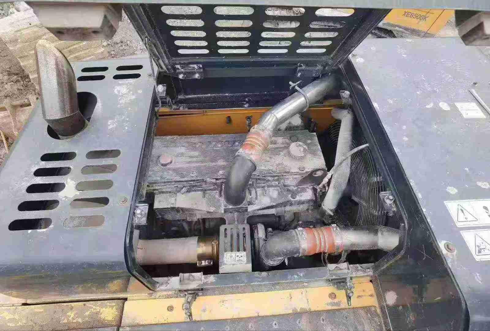 Used Hyundai R485LVS Excavator 2019 Model / 4