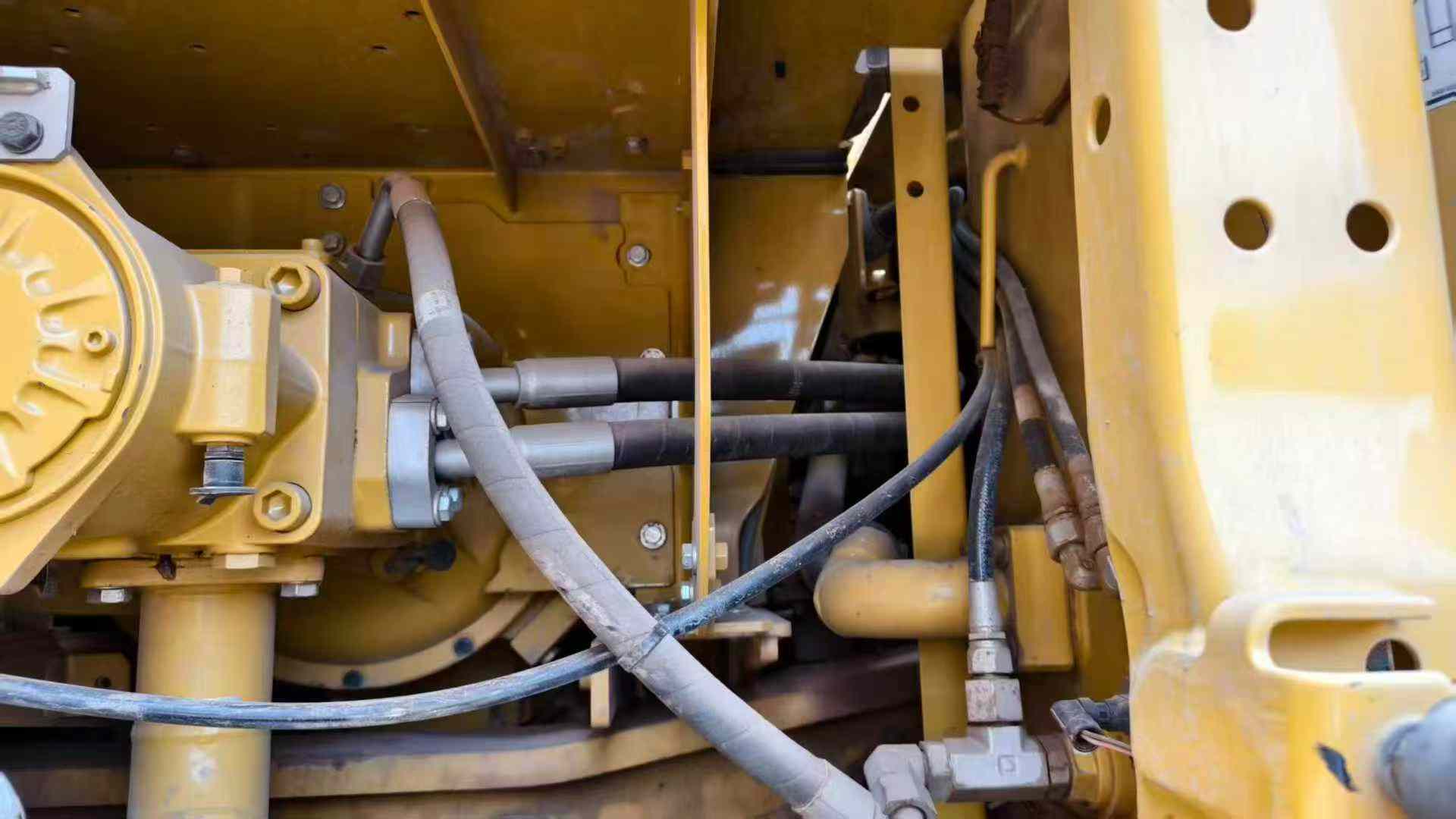 Used Caterpillar CAT333  Excavator 2023 Model / 7