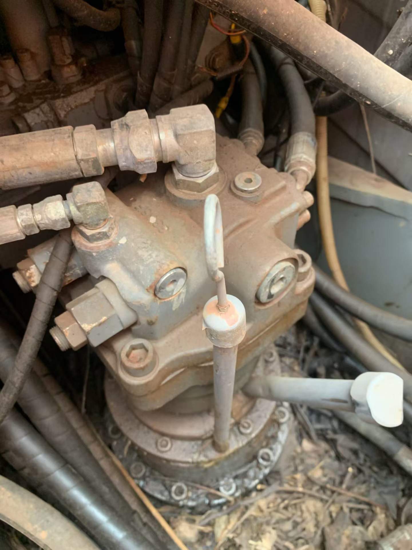 Buy Hitachi EX130 Used Excavator / 9 Used Hitachi EX130 Excavator 2013 Model / 9