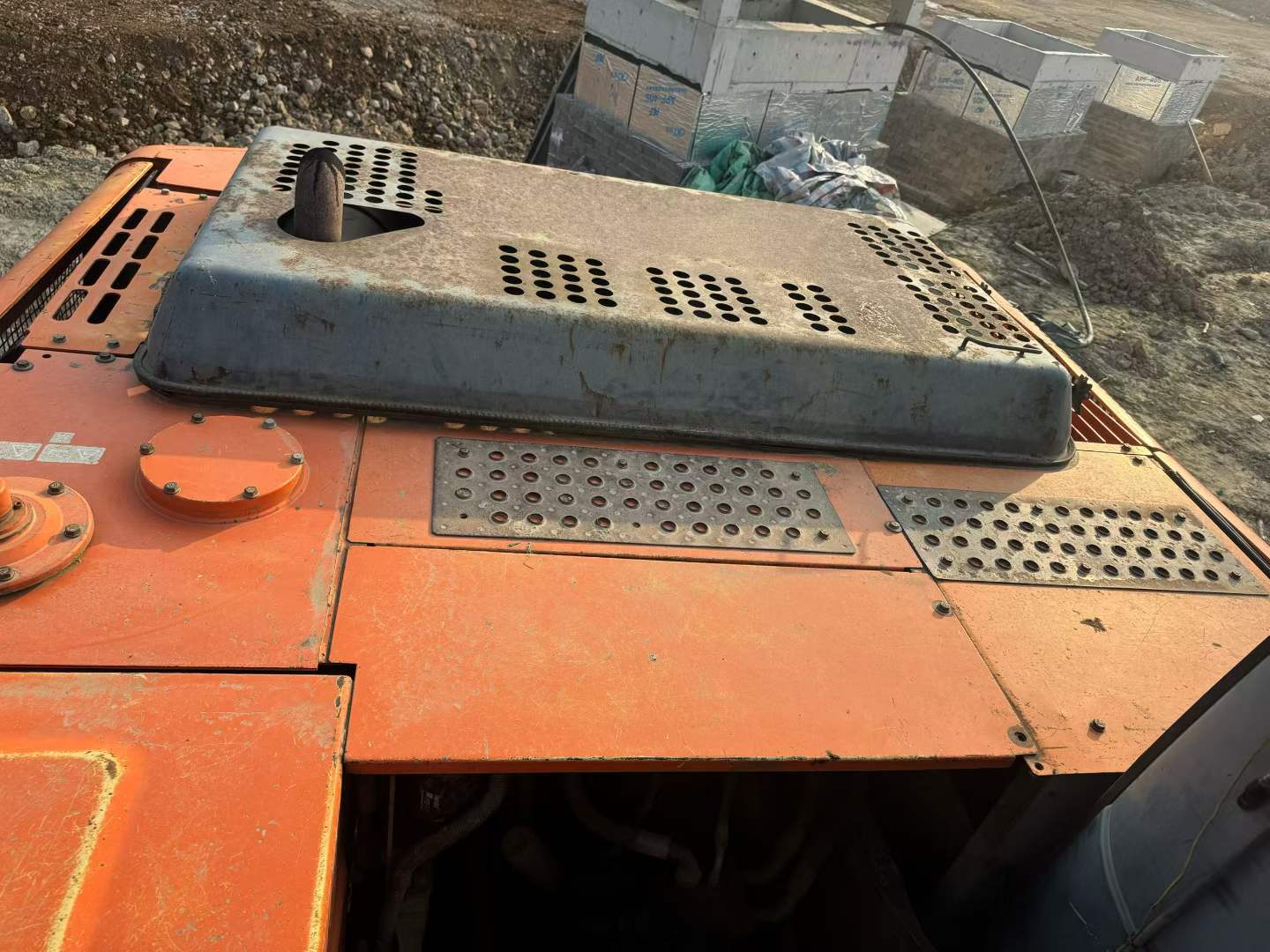 Used Hitachi ZX240-3G Excavator 2011 Model / 7