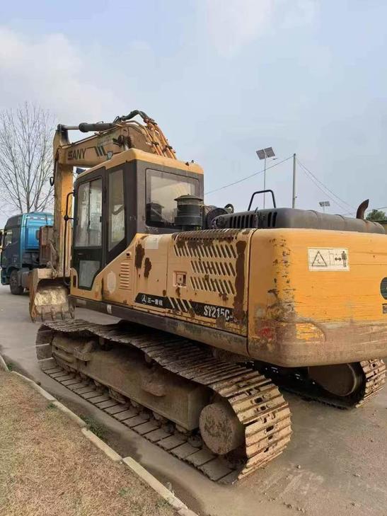 Buy Sany SY205C Used Excavator / 1