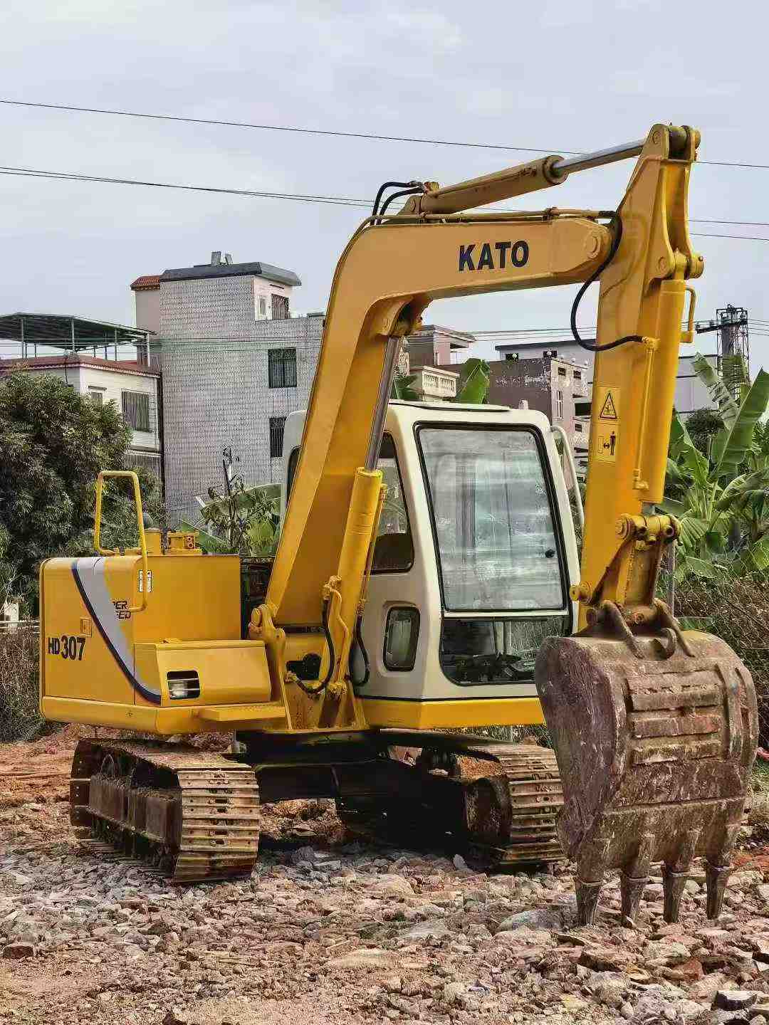 Buy Kato HD307 Used Excavator / 1