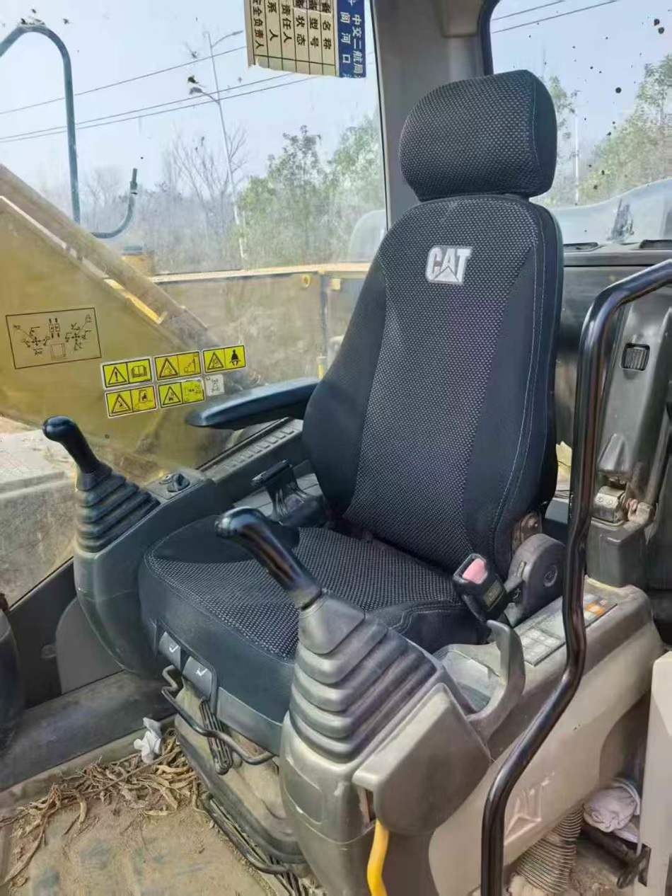 Buy Caterpillar 320D2GC Used Excavator / 8 Used Caterpillar 320D2GC Excavator 2014 Model / 8