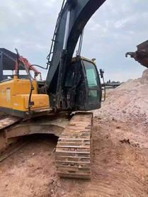 Buy Hyundai R205VS Used Excavator / 3 Used Hyundai R205VS Excavator 2022 Model / 3
