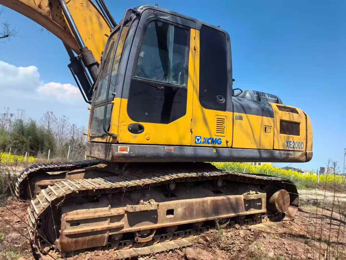 Buy XCMG XE200D Used Excavator / 1