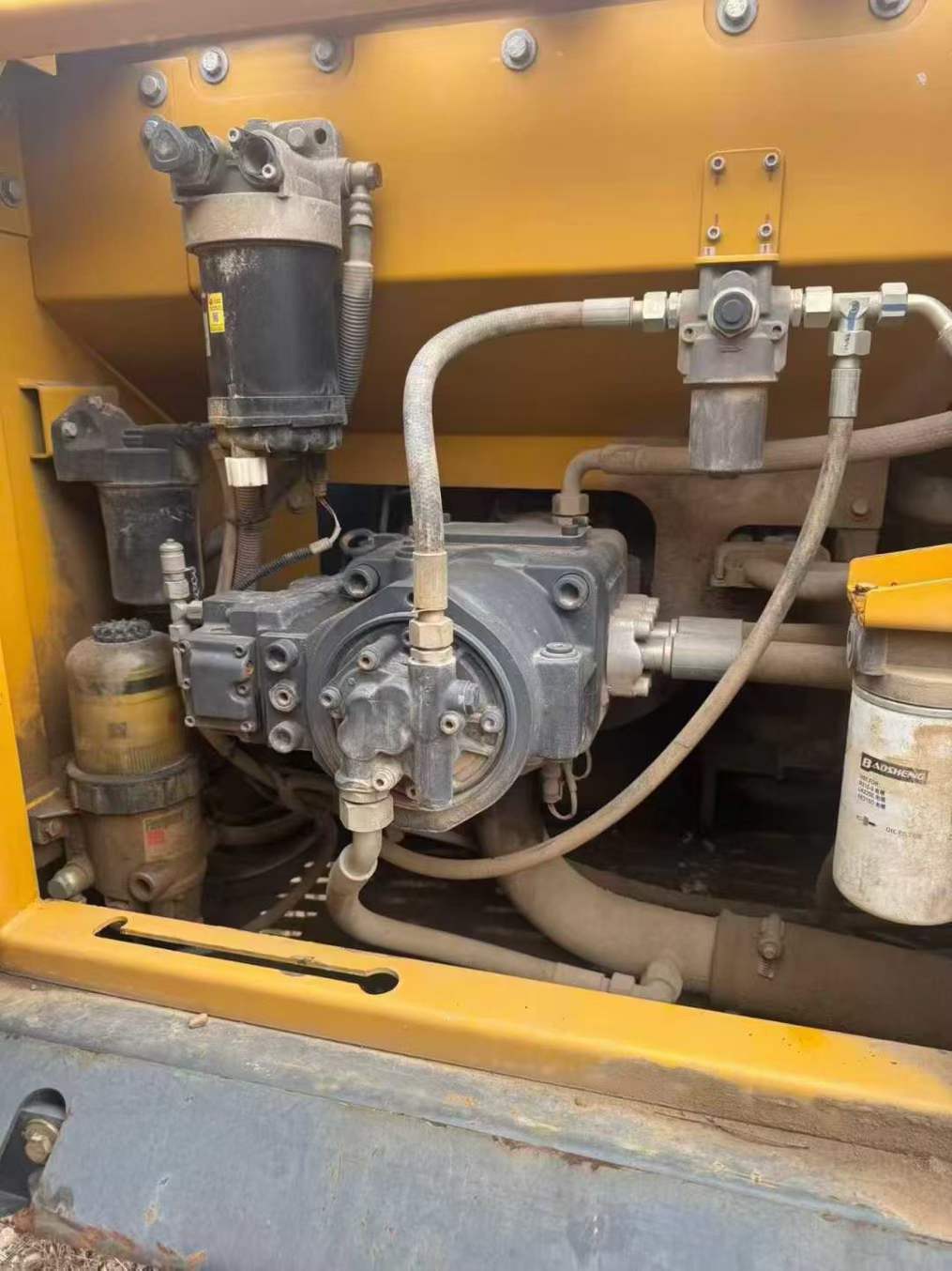 Used XCMG XE245D Excavator 2020 Model / 2