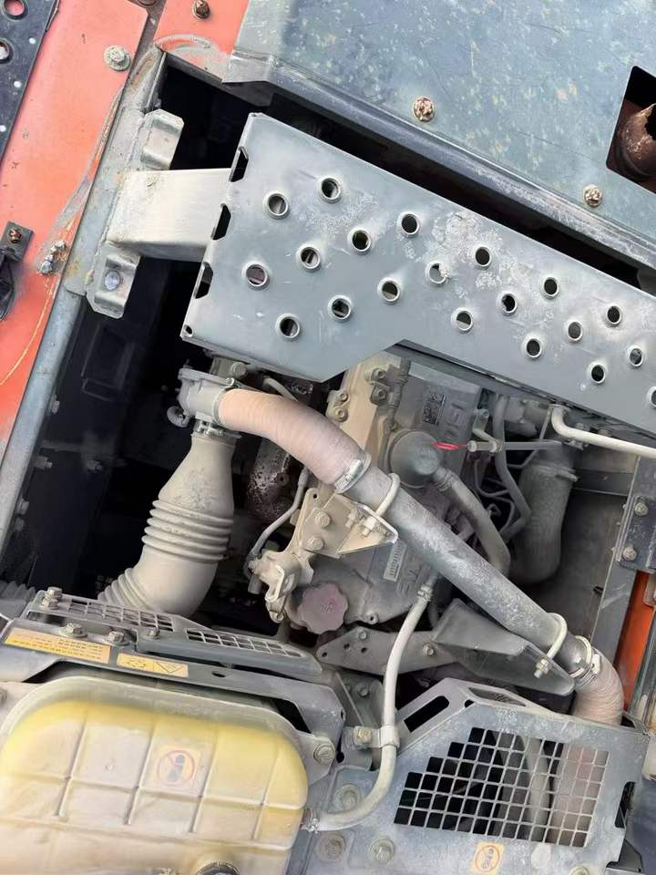 Used Hitachi ZX240-5A Excavator 2016 Model / 5