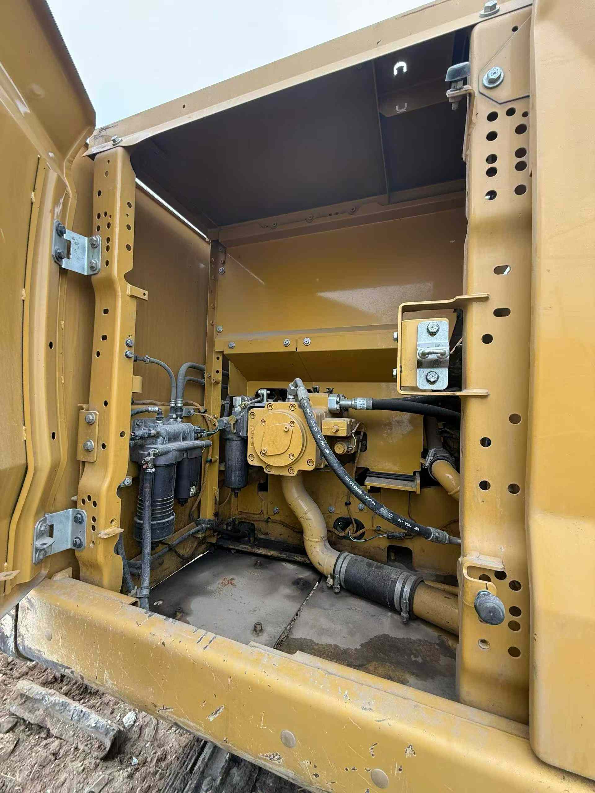 Used Caterpillar 320GC Excavator 2020 Model / 2