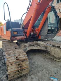 Buy Hitachi ZX200-6 Used Excavator / 7 Used Hitachi ZX200-6 Excavator 2016 Model / 7