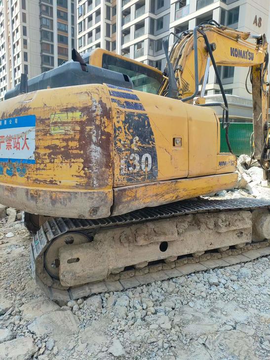 Buy Komatsu PC110-7 Used Excavator / 1
