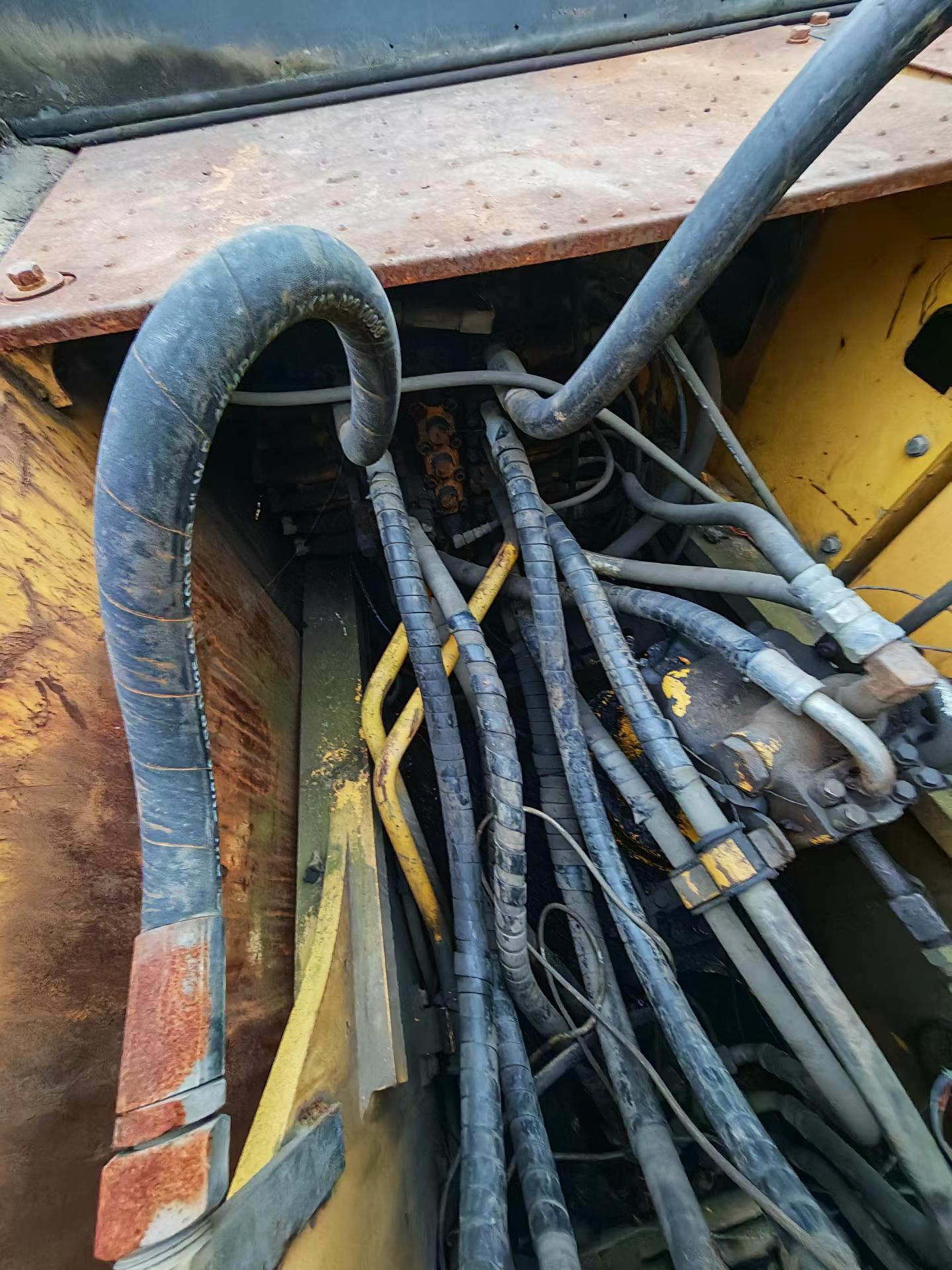 Buy Komatsu PC240-6 Used Excavator / 8 Used Komatsu PC240-6 Excavator 2016 Model / 8