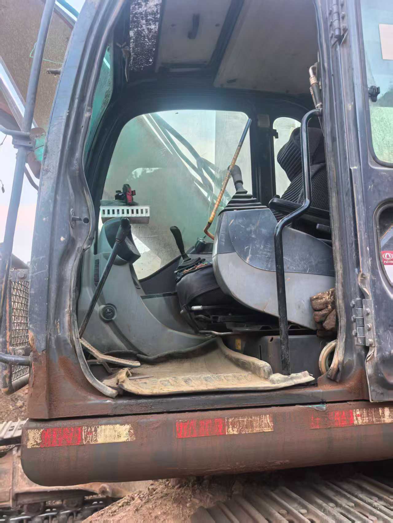 Buy Kobelco SK260 Used Excavator / 2 Used Kobelco SK260 Excavator 2011 Model / 2