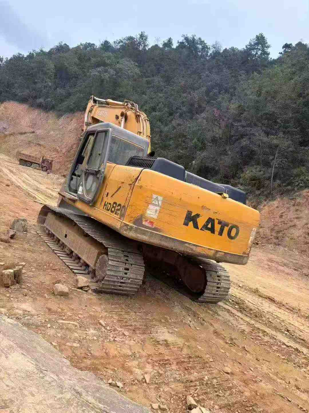Buy Kato HD820-6 Used Excavator / 1