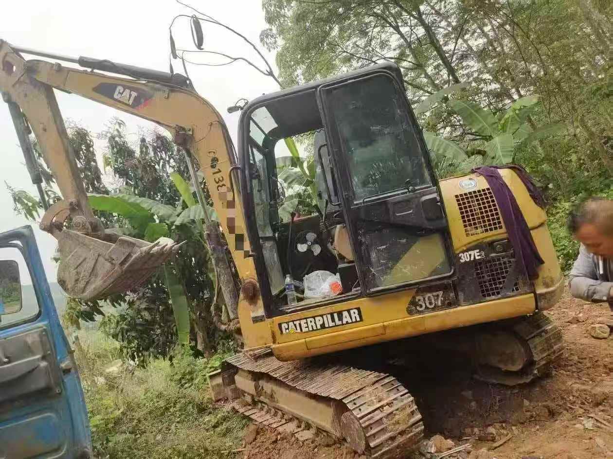 Buy Caterpillar 306D Used Excavator / 1