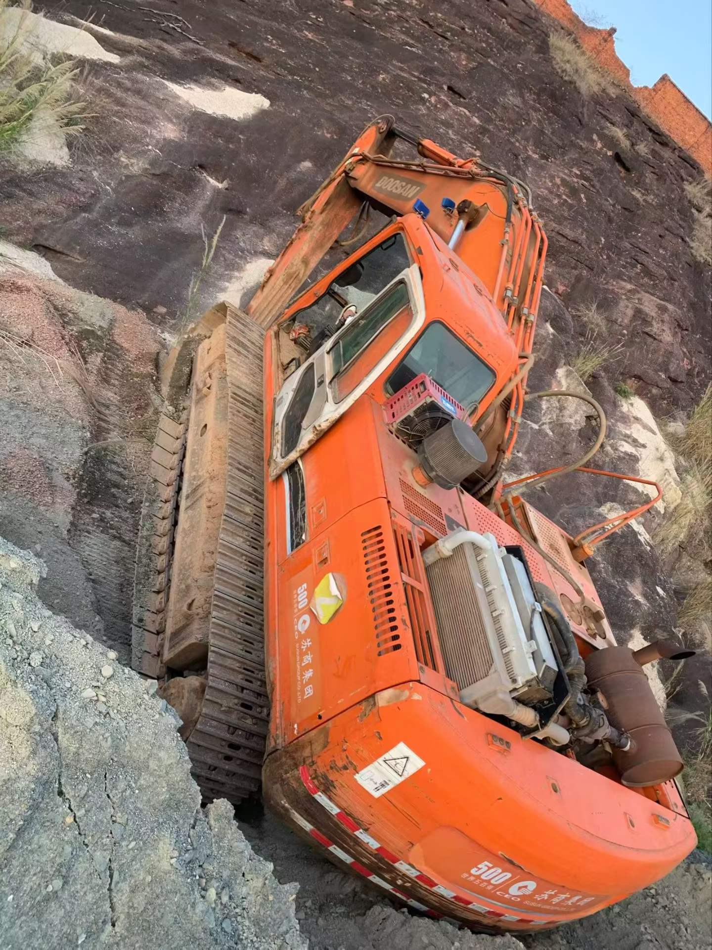 Buy Doosan DH300-7 Used Excavator / 2 Used Doosan DH300-7 Excavator 2016 Model / 2